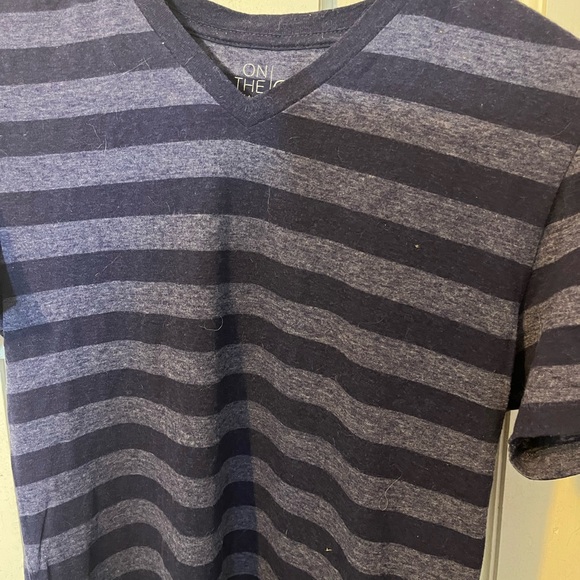 Mens Small Purple Navy Striped Vneck Shortsleeved Tshirt by On The Bias Preloved - Picture 2 of 4